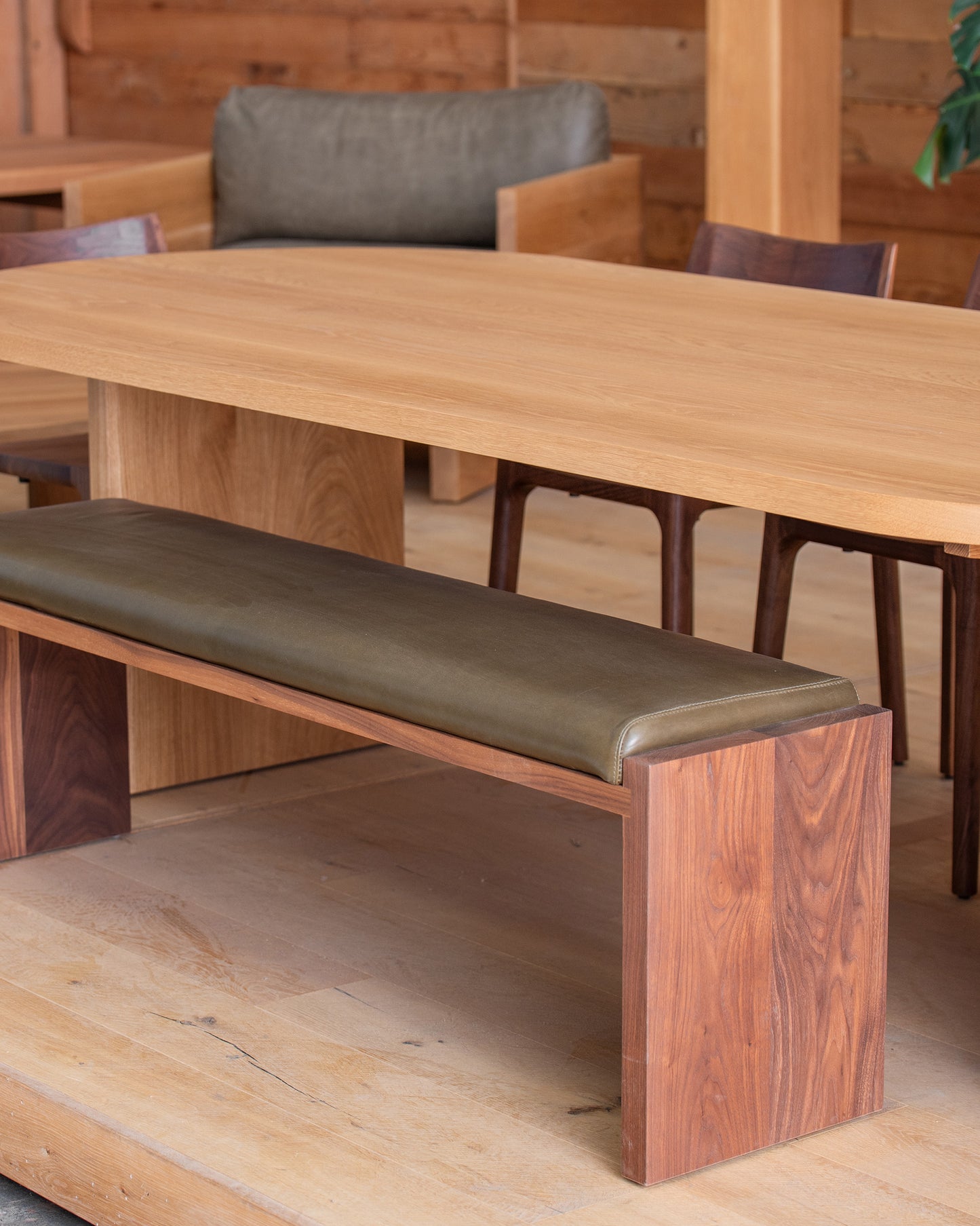 Sidekick Bench Seat