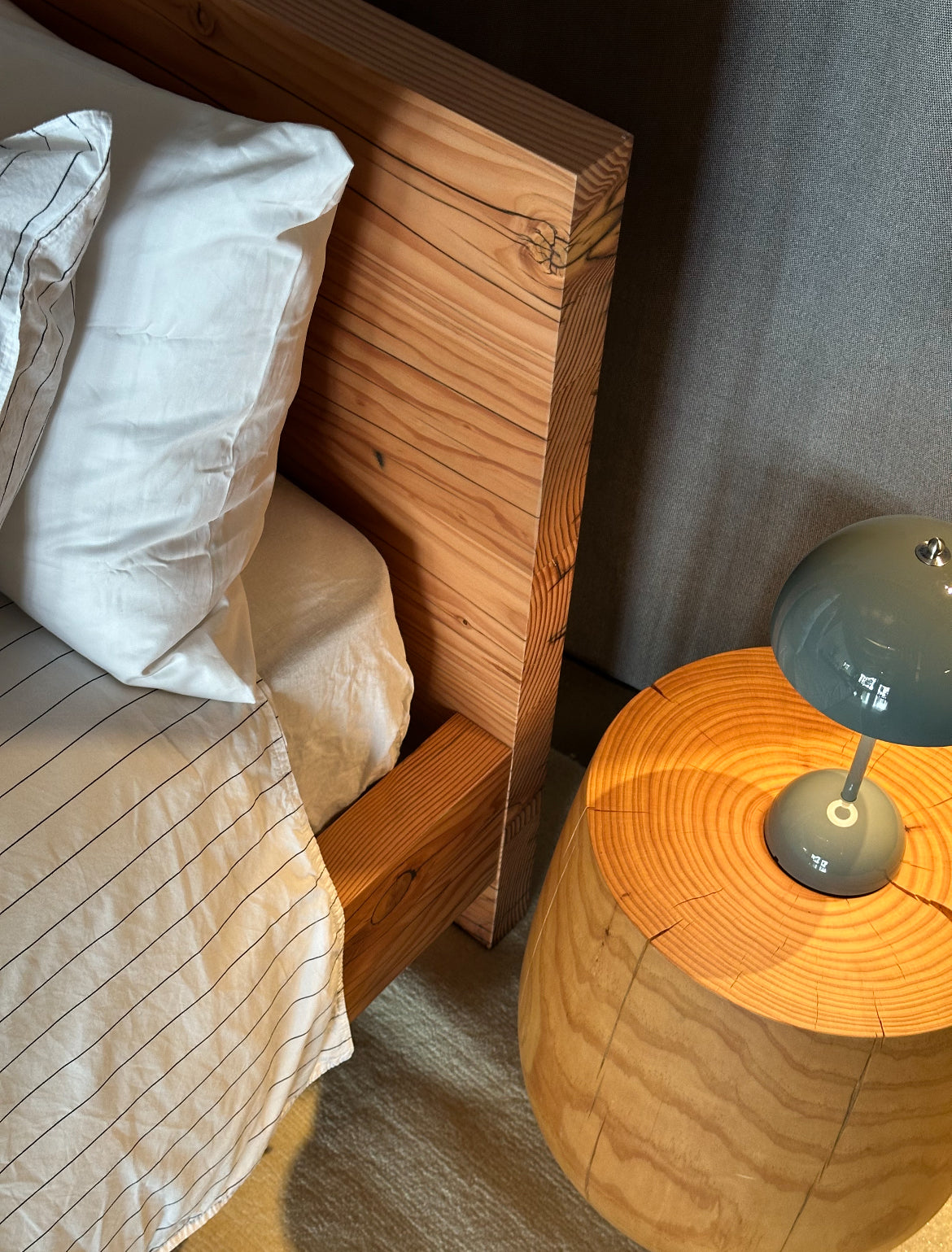 Warehouse Bed - Queen Size, Oregon 60mm