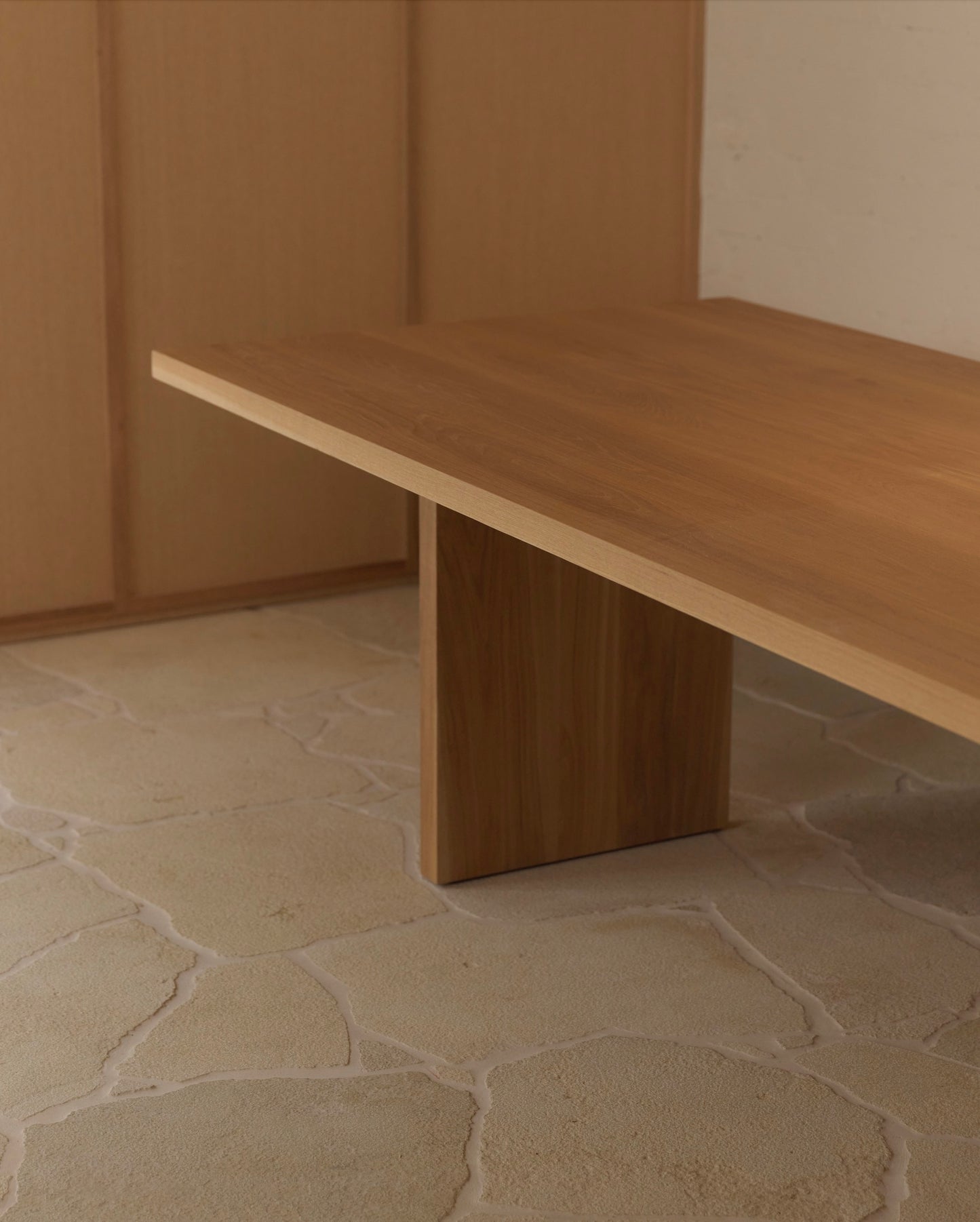 Slab End Lite Dining Table