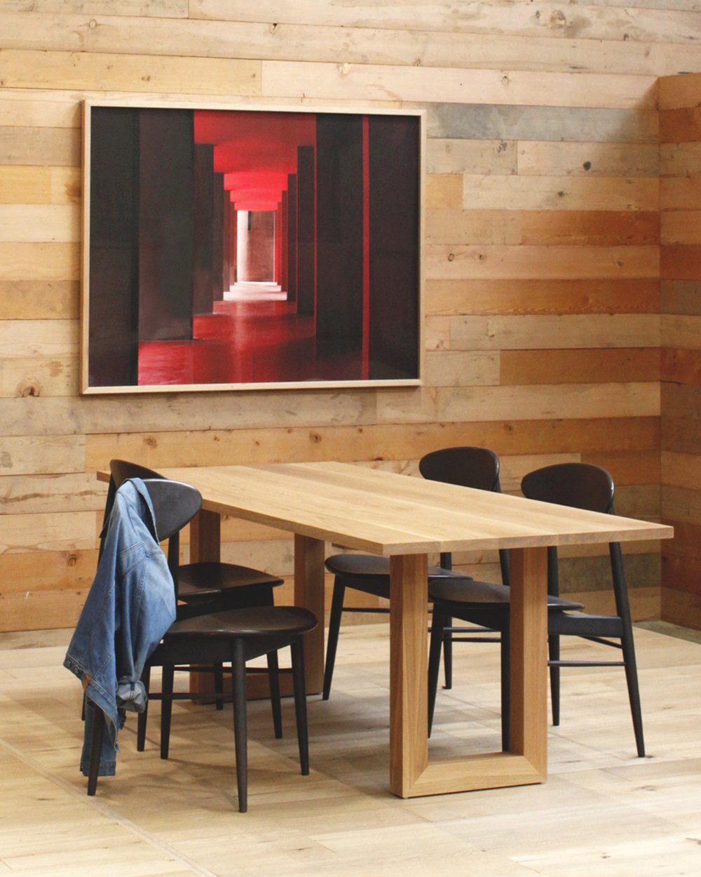 Loop Slim Dining Table