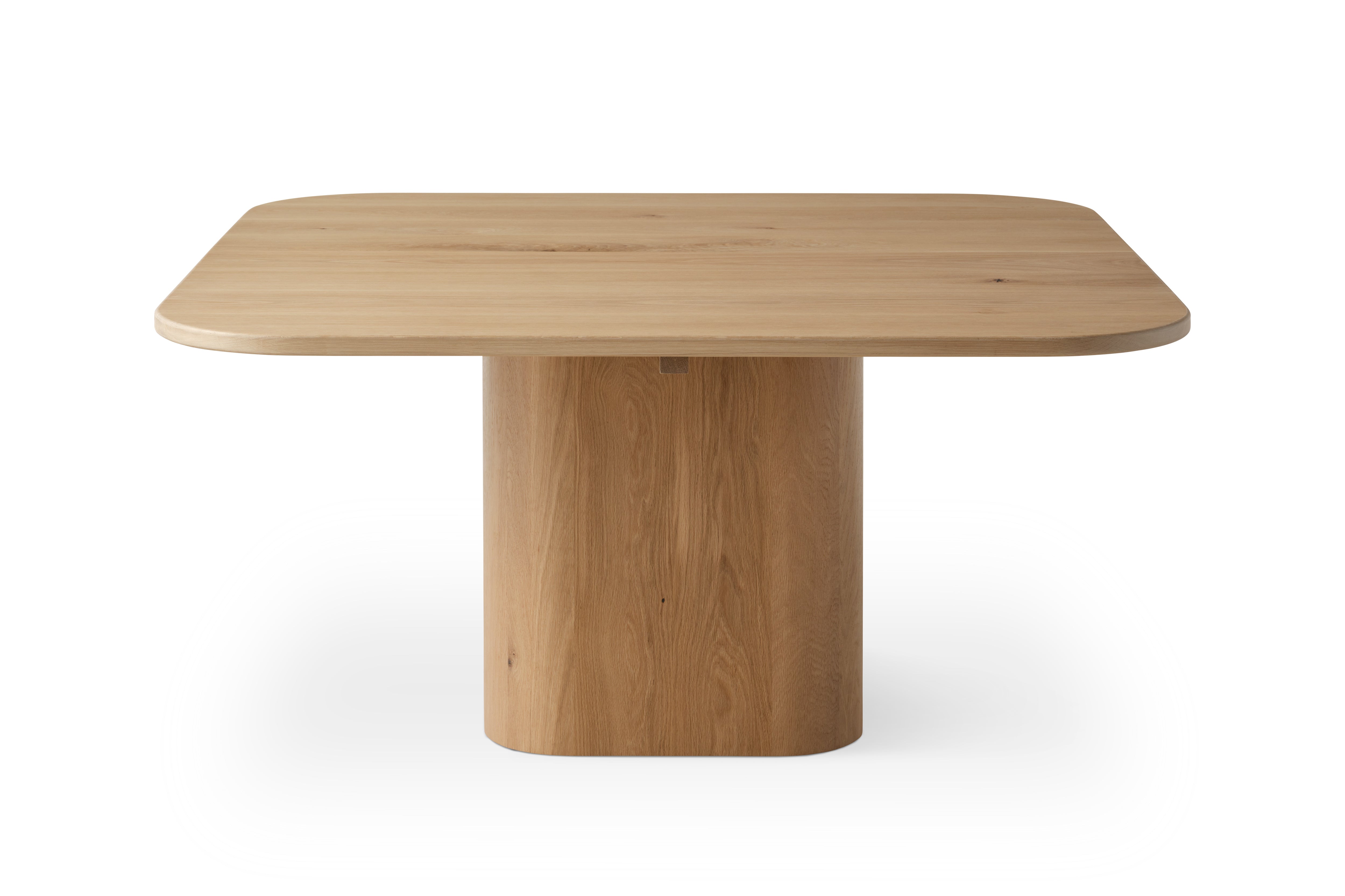 Pillar Table – Mark Tuckey