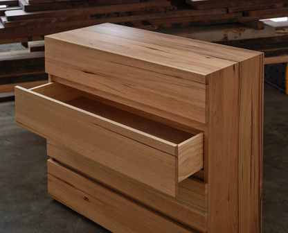 Box 4-drawer Chest