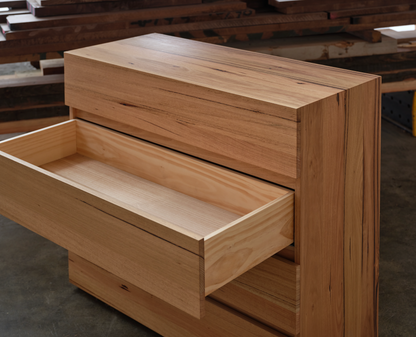 Box 4-drawer Chest